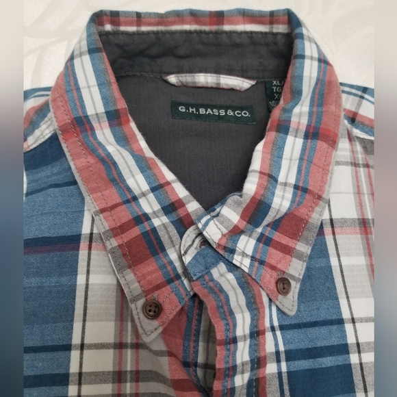 G.H Bass & Co. Mens Size XL Button down Shirt Blue, red and grey. - Picture 2 of 6